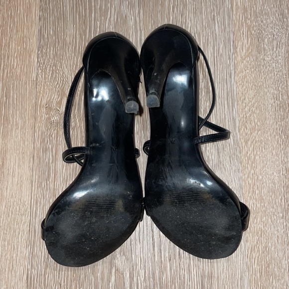 Steve Madden Black Strappy Heels - Picture 5 of 5